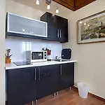 Nerii 2 *